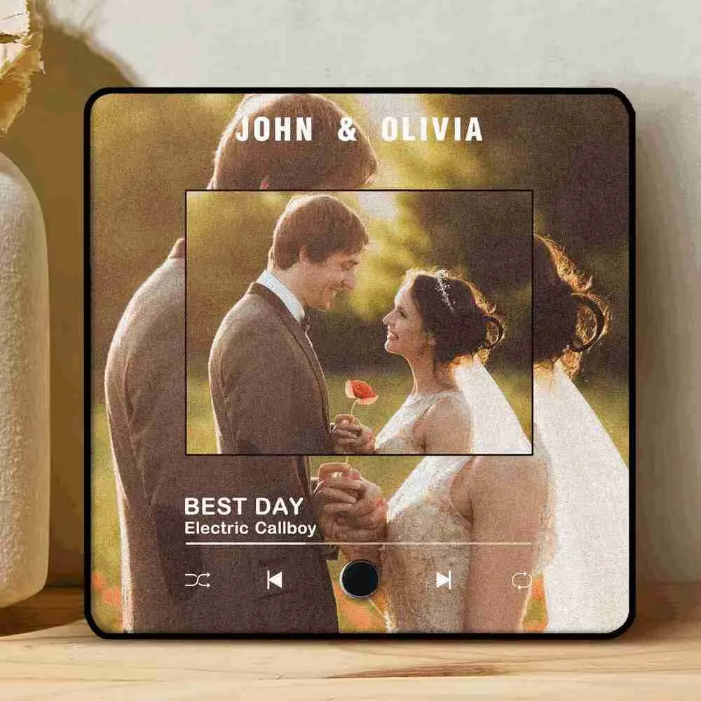 Custom musical fridge magnets featuring unique song memories