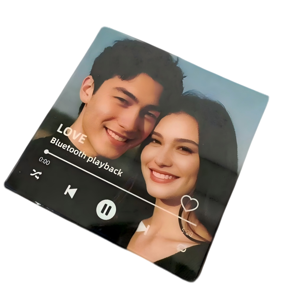 Beautifully packaged musical refrigerator magnet, perfect for a personalized gift