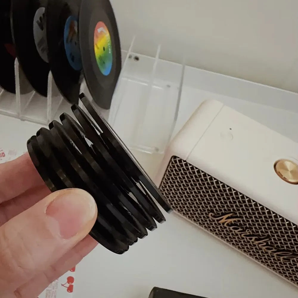 nfc music refrigerator magnet tapped with smartphone to play music
